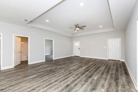 1817 E Amar, Gautier, MS 39553 photo 16