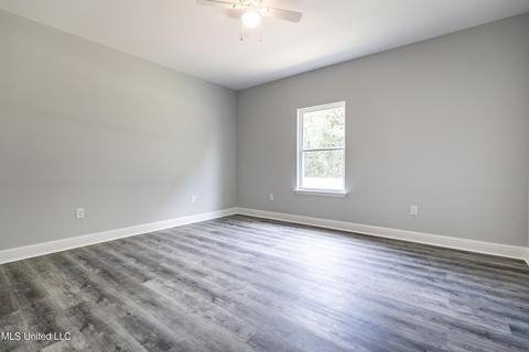 1817 E Amar, Gautier, MS 39553 photo 28
