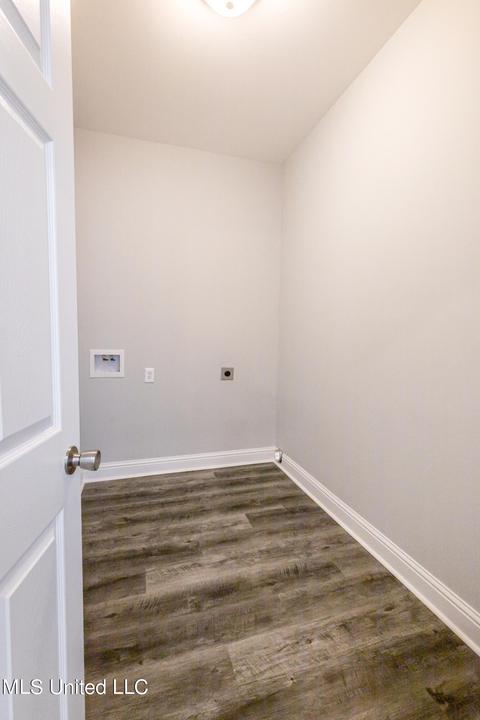 1817 E Amar, Gautier, MS 39553 photo 24