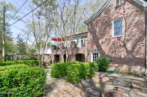 1721 Howard St, Jackson, MS 39202 photo 4
