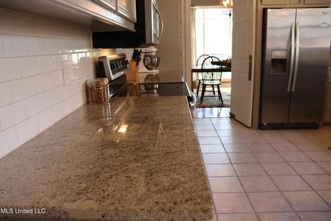 106 Greenridge Dr, Madison, MS 39110 photo 11