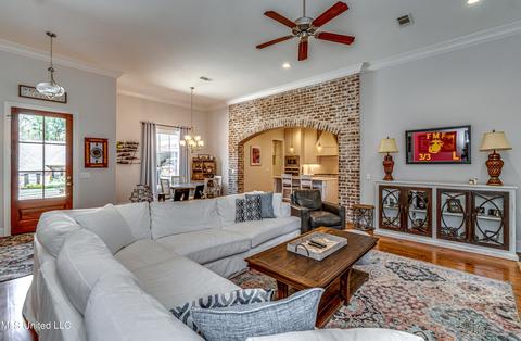 105 Brisco St, Madison, MS 39110 photo 8