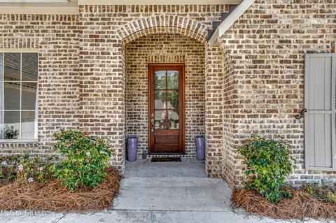 105 Brisco St, Madison, MS 39110 photo 2
