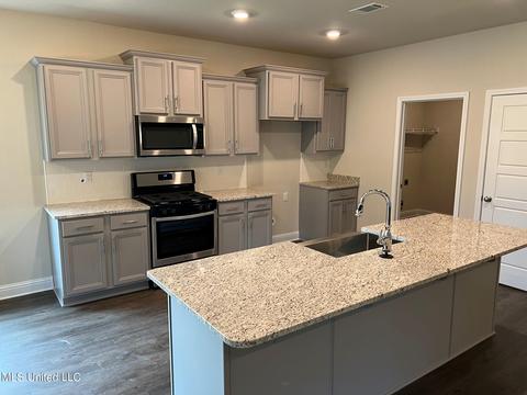 6004 Seagull Dr, Long Beach, MS 39560 photo 9