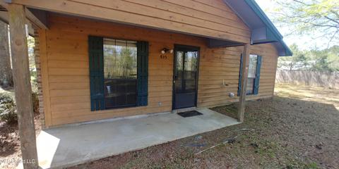 815 N Maple St, D'lo, MS 39062 photo 2