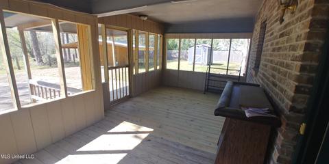 815 N Maple St, D'lo, MS 39062 photo 12