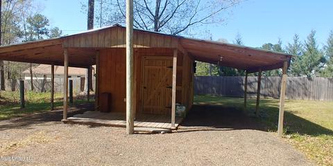 815 N Maple St, D'lo, MS 39062 photo 16