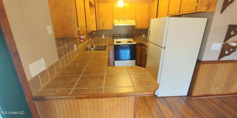 815 N Maple St, D'lo, MS 39062 photo 6