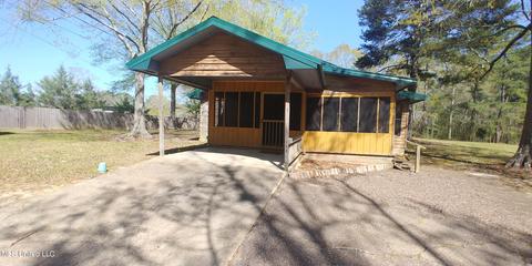 815 N Maple St, D'lo, MS 39062 photo 13