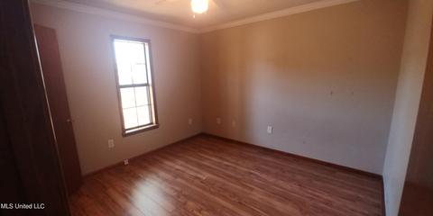 815 N Maple St, D'lo, MS 39062 photo 9