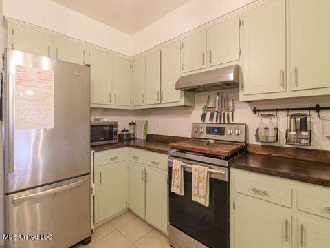 18231 Bert Dedeaux Rd, Saucier, MS 39574 photo 7