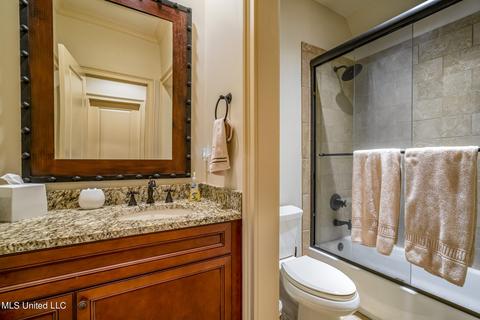 6053 Fleur De Lis E, Olive Branch, MS 38654 photo 31