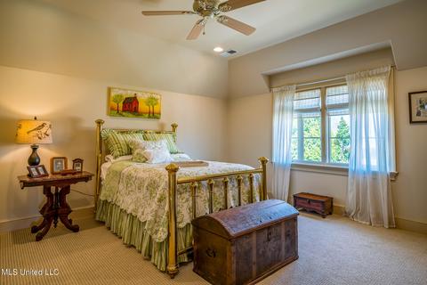 6053 Fleur De Lis E, Olive Branch, MS 38654 photo 32