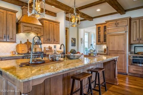 6053 Fleur De Lis E, Olive Branch, MS 38654 photo 19