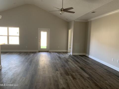 734 Waters View Dr, Biloxi, MS 39532 photo 5