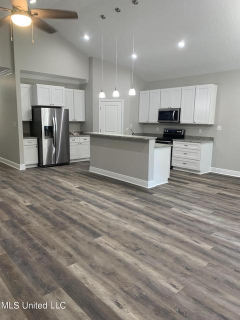 734 Waters View Dr, Biloxi, MS 39532 photo 3
