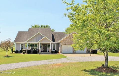 139 Mill St Ext, Lucedale, MS 39452 photo 1