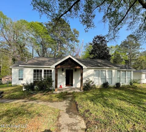 401 Circle Dr, Mendenhall, MS 39114 photo 3