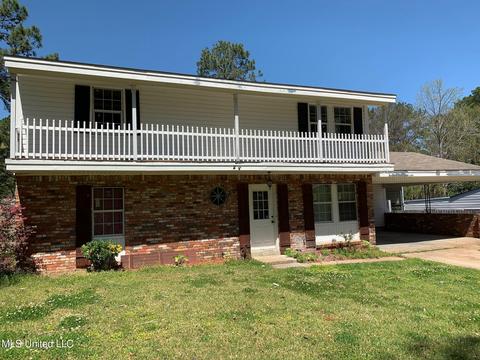 1005 Post Road Rd, Clinton, MS 39056 photo 1