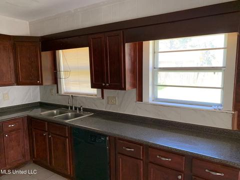 1005 Post Road Rd, Clinton, MS 39056 photo 5