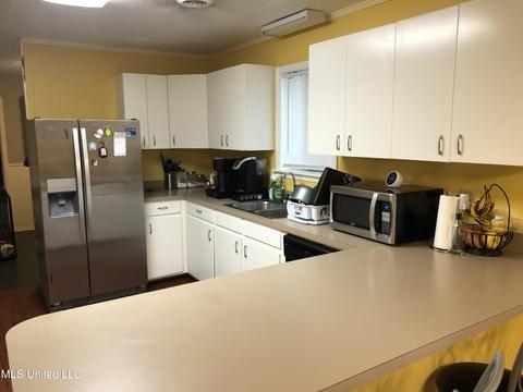 5151 Parkway Dr, Jackson, MS 39211 photo 8
