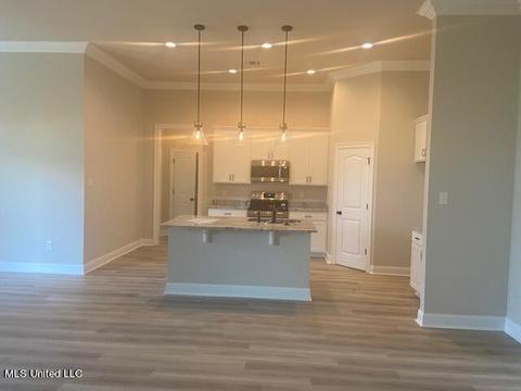 3733 Hamilton Dr, D'iberville, MS 39540 photo 3