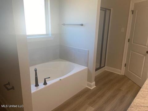 3733 Hamilton Dr, D'iberville, MS 39540 photo 8