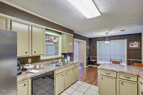 107 Park Ln, Brandon, MS 39047 photo 13