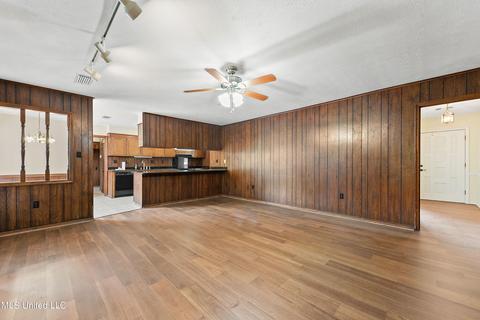 504 Mockingbird Dr, Long Beach, MS 39560 photo 7