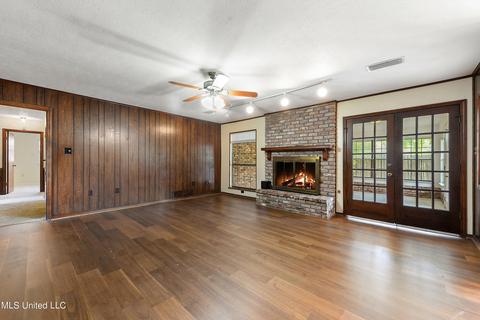 504 Mockingbird Dr, Long Beach, MS 39560 photo 9