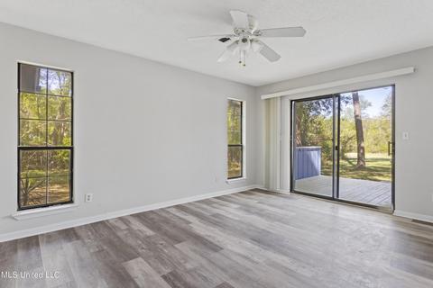 5579 E Diamondhead Dr, Diamondhead, MS 39525 photo 17