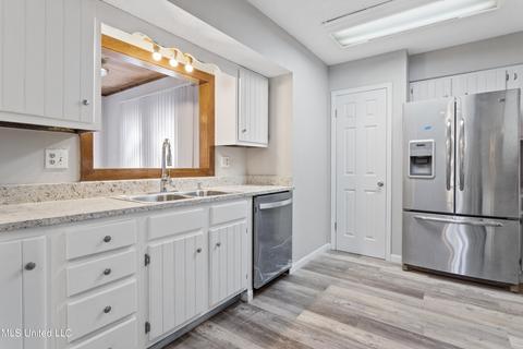 5579 E Diamondhead Dr, Diamondhead, MS 39525 photo 12