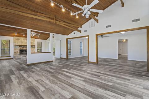 5579 E Diamondhead Dr, Diamondhead, MS 39525 photo 7