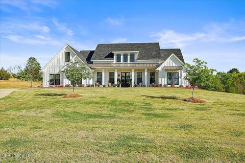 305 Driftwood Ln, Florence, MS 39073 photo 2
