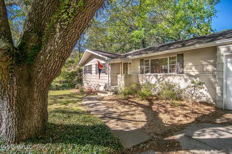 4425 Hickory Ridge Rd, Jackson, MS 39211 photo 4