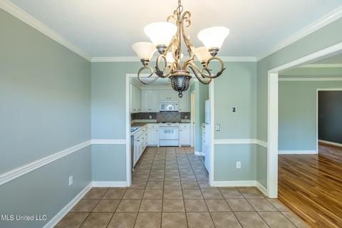 302 Big Oak Dr, Florence, MS 39073 photo 6