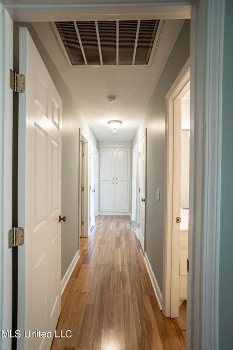 302 Big Oak Dr, Florence, MS 39073 photo 9