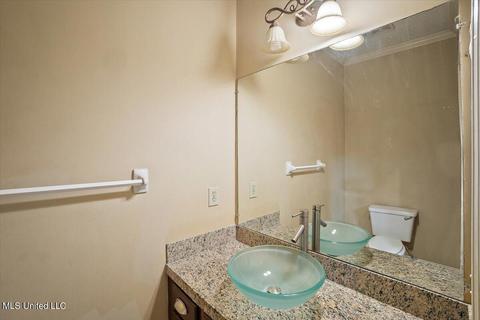 1545 Northlake Dr, Jackson, MS 39211 photo 11