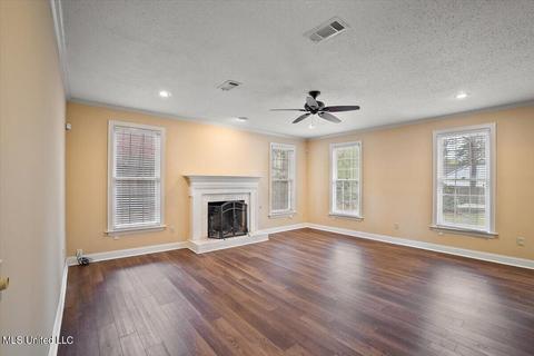 1545 Northlake Dr, Jackson, MS 39211 photo 6