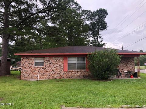 4200 Terrace Dr, Moss Point, MS 39563 photo 1
