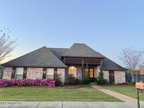 521 Springhill Xing, Brandon, MS 39047 photo 1