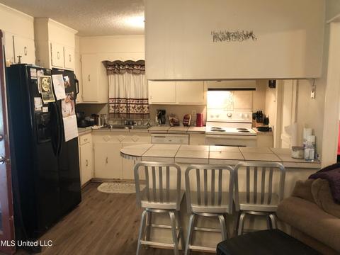 134 Southbrook Dr, Jackson, MS 39211 photo 2