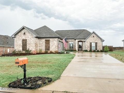 214 Warwick Dr, Brandon, MS 39042 photo 1