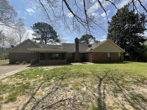 2470 Star Landing Rd, Nesbit, MS 38651 photo 2