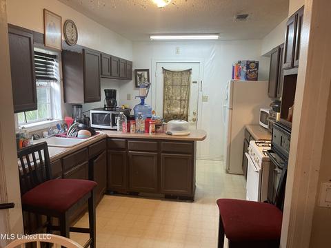 181 Violet St, Biloxi, MS 39531 photo 7