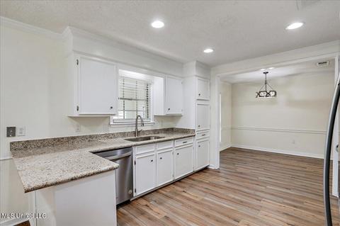 103 Elm Trl, Brandon, MS 39047 photo 11