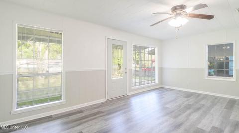 3500 Phillips St, Moss Point, MS 39563 photo 13