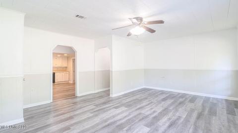 3500 Phillips St, Moss Point, MS 39563 photo 5