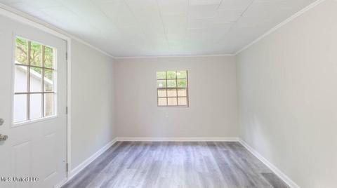 3500 Phillips St, Moss Point, MS 39563 photo 8