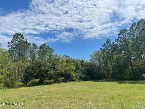 130 Markham Dr, Long Beach, MS 39560 photo 1